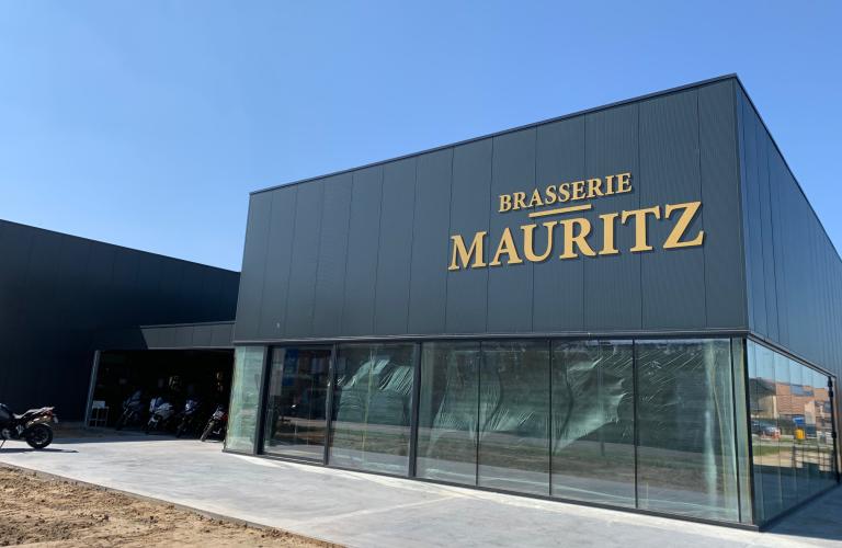 Reliefletters Bistro Mauritz